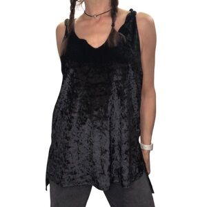 Umgee Whimsigoth Velvet Tunic Top Tank Sz S Black Loose Scalloped Neckline NWT